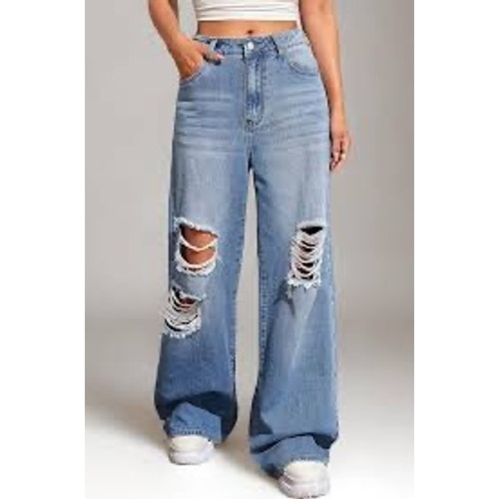 Hollister High-Rise Extreme Baggy Distressed‎ Light Wash Jeans W26 L32